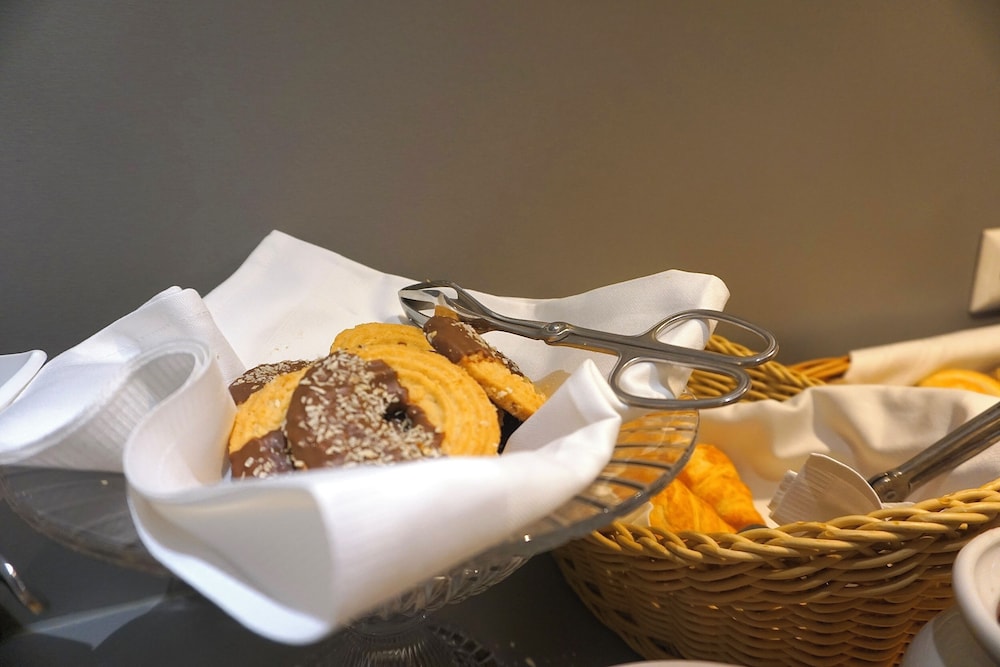 Helvetia Hotel Munich City Center 24/50