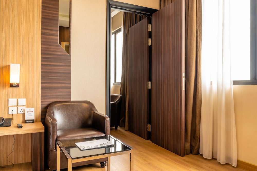 M One Hotel 28/52