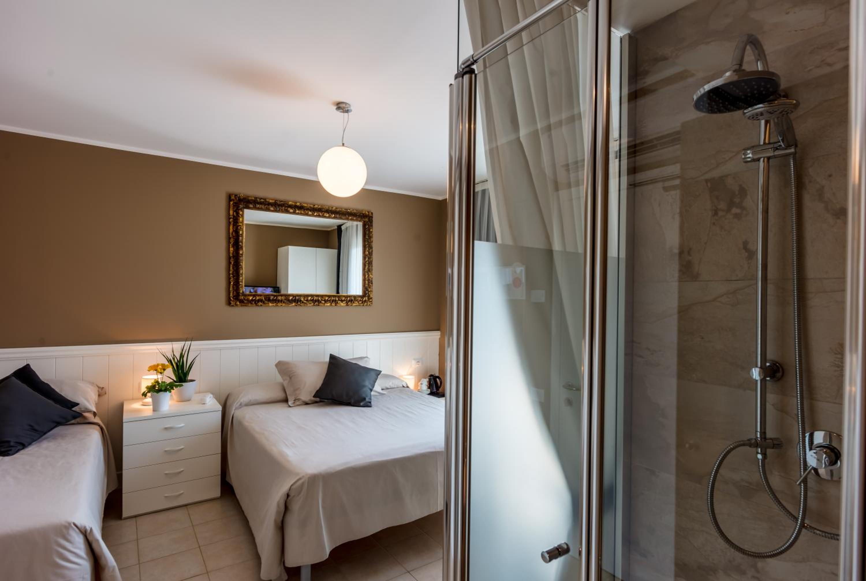 غرفة سوبيريور ثلاثية، Hotel Maximilian 8/10