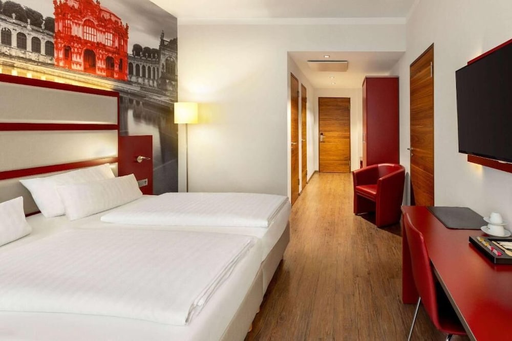 SUPERIOR, DOUBLE BED