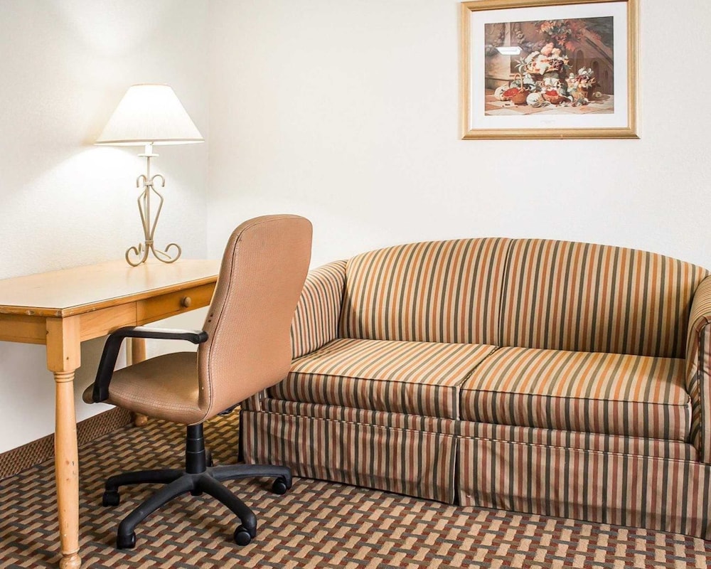 Quality Inn Elyria 35/35