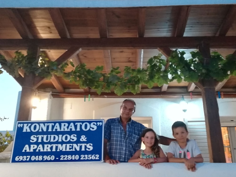 Kontaratos Studios & Apartments 9/50