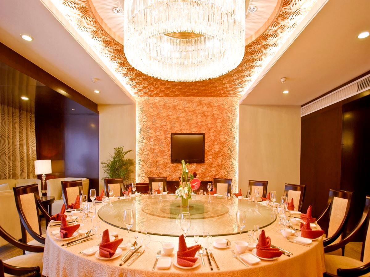 Cenbest Jinling Grand Hotel 53/60