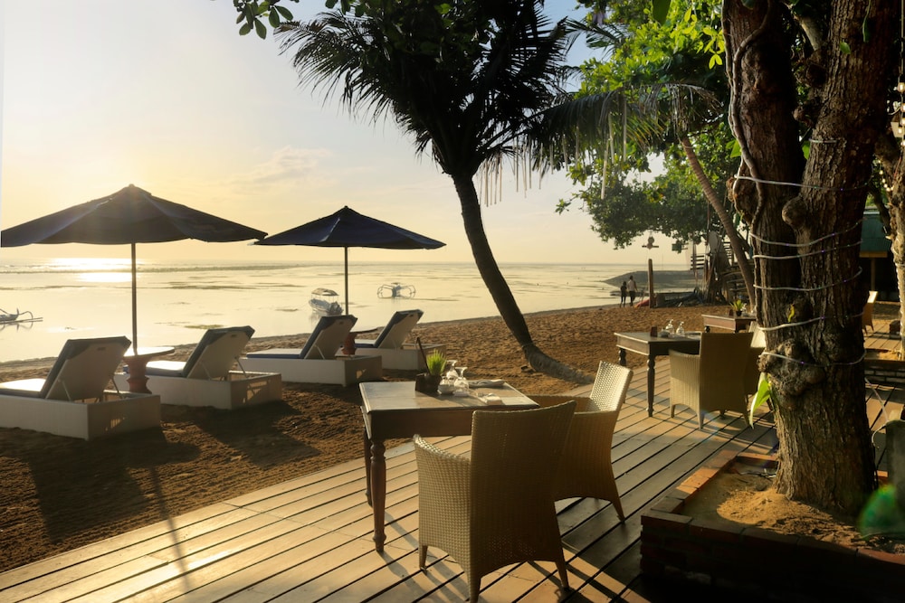 Inna Sindhu Beach Hotel and Resort 52/64
