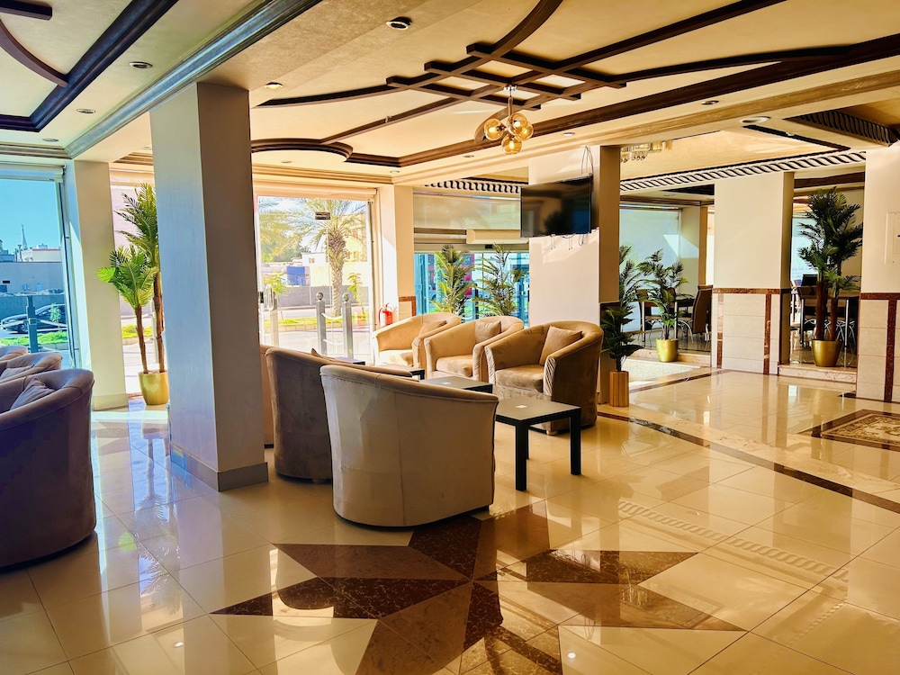 Arabian Palm Hotel 8/50