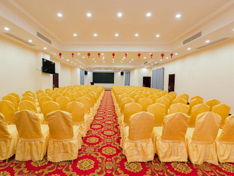 Vienna Hotel (Huizhou Huiyang Danshui) 39/40