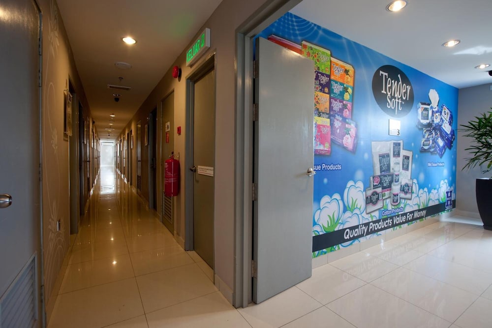 Tune Hotel Danga Bay 33/46