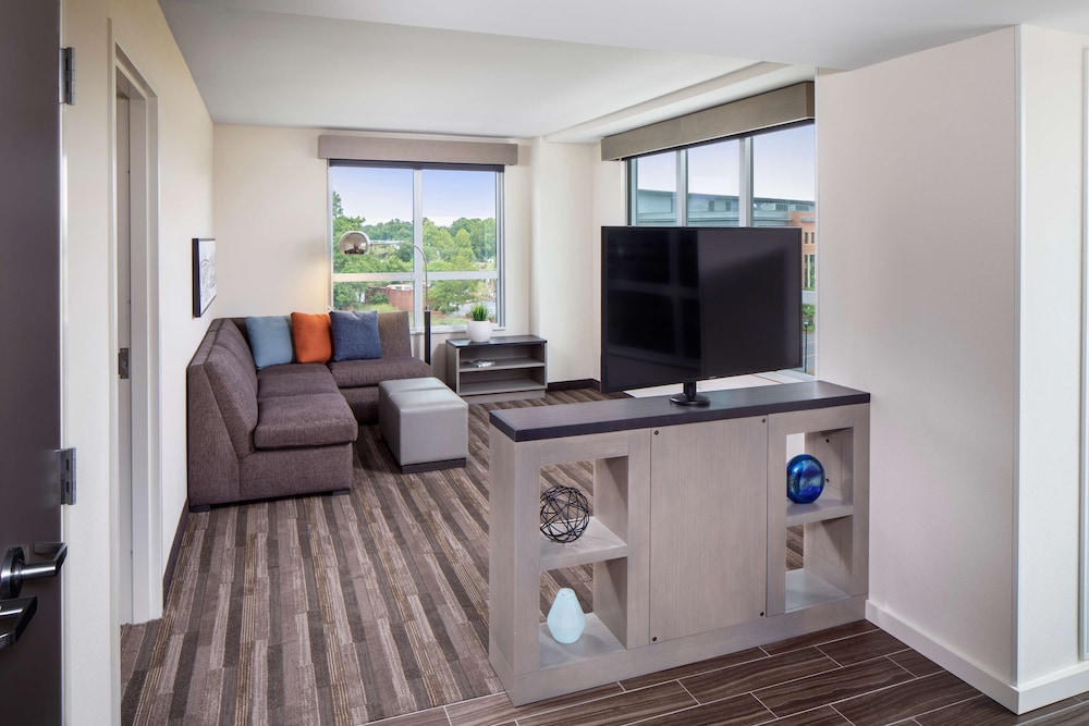 Hyatt House Charleston Mount Pleasant 20/39