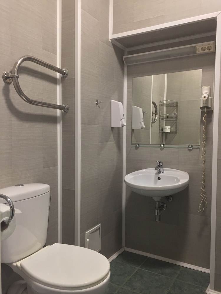 Slokas Ok Hotel 53/57