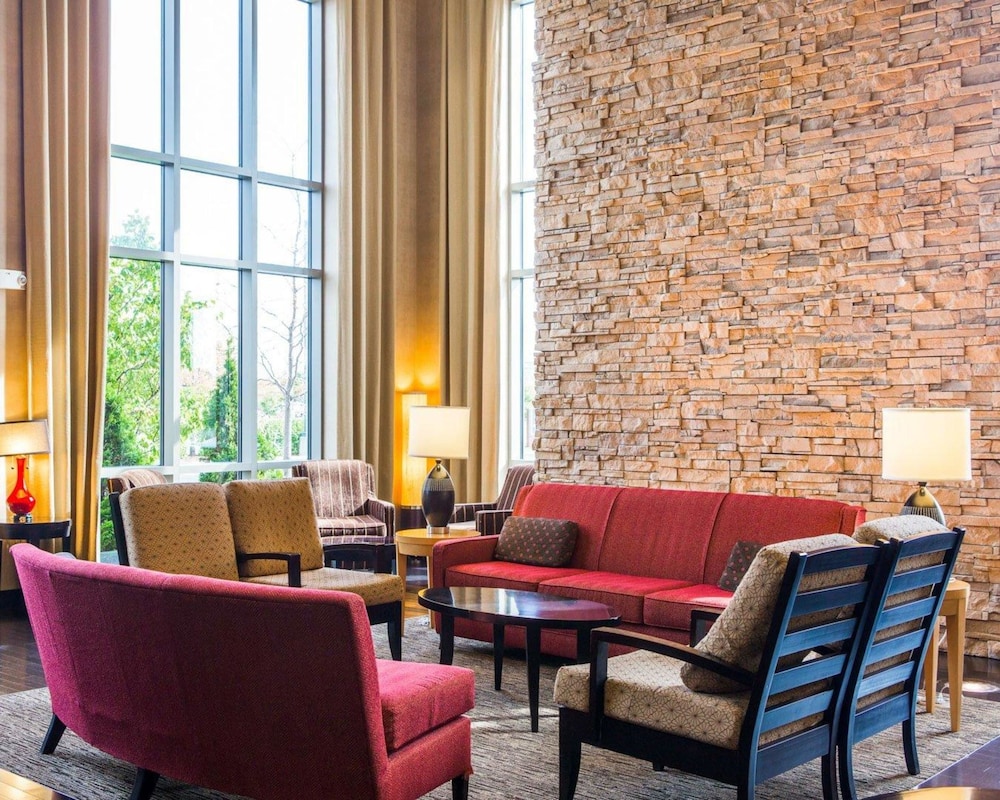 Cambria Hotel Madison East 21/41