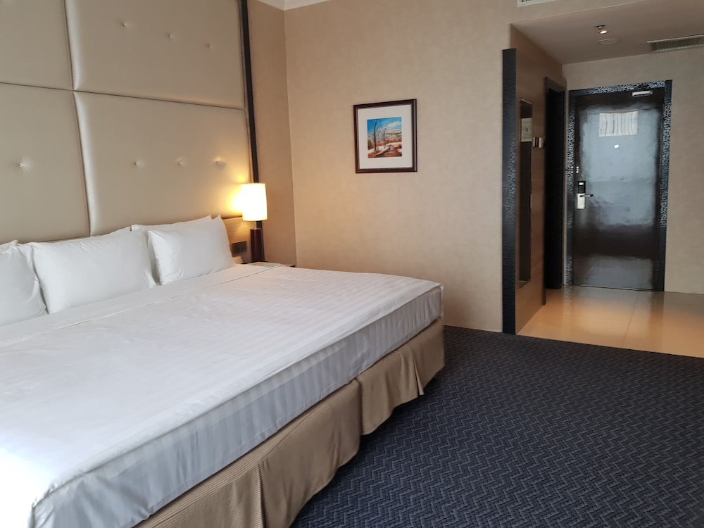KSL Hotel & Resort 14/50