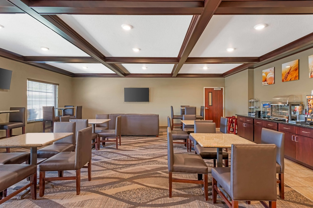 Comfort Inn & Suites Morgan - South Ogden 52/63
