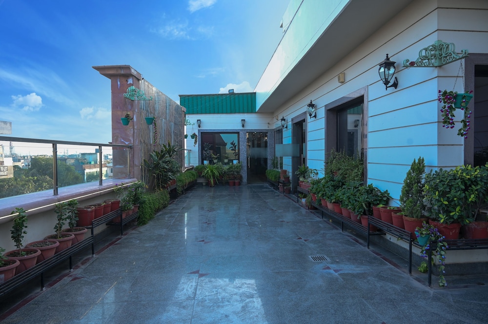 Leela Grande Hotel 41/50