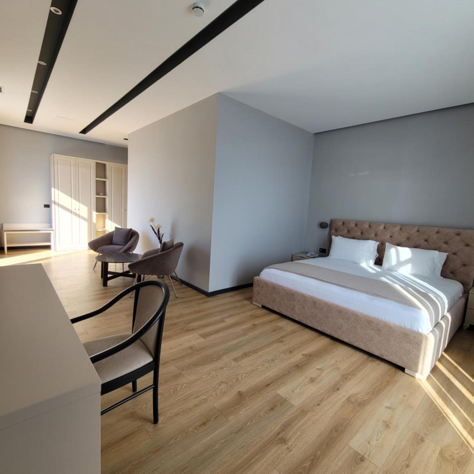 Toer Hotel Saranda 20/60