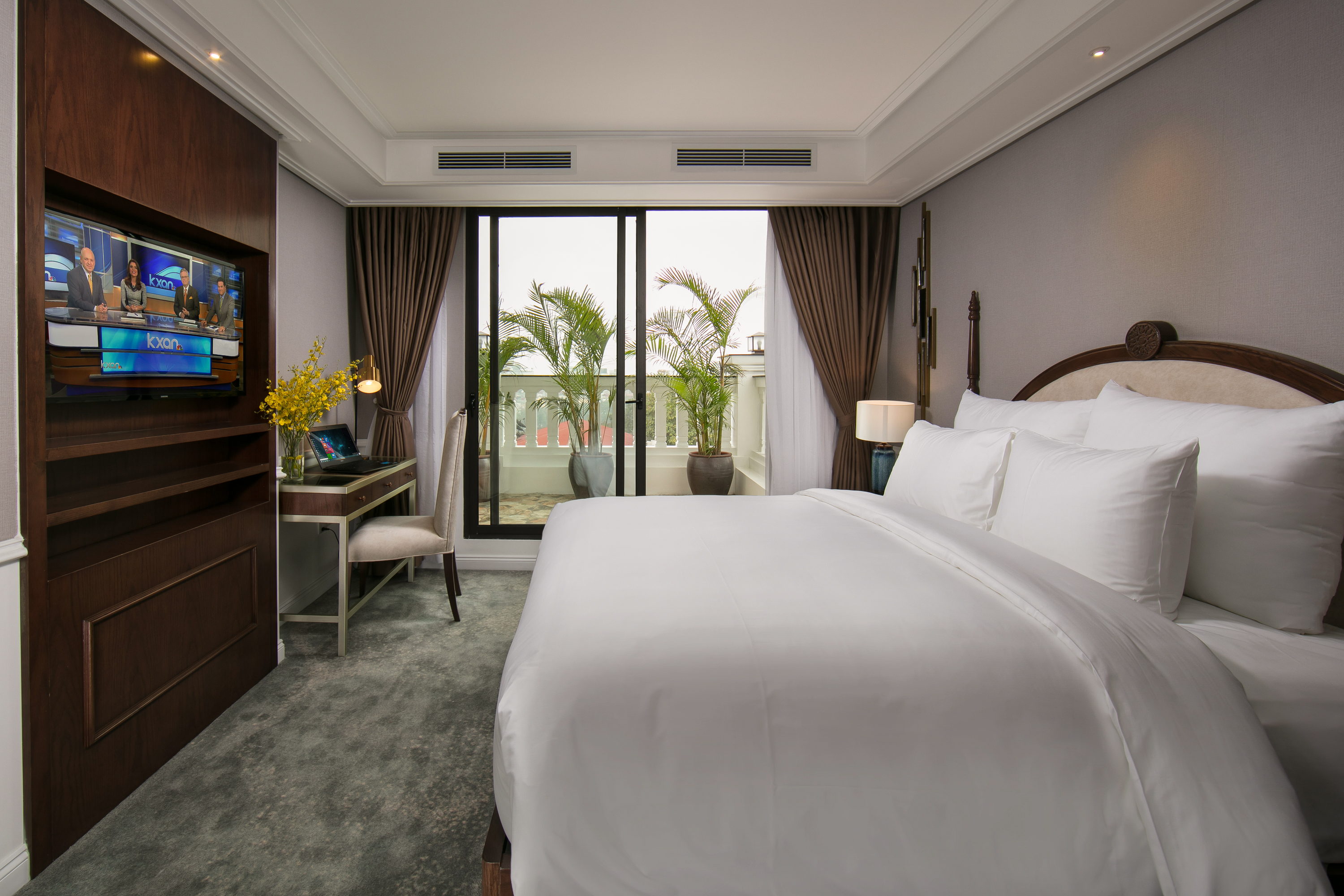 Oriental, Suite, City View, Terrace