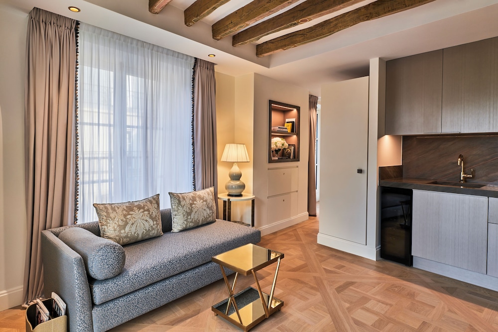 Maison Barriere Vendome 28/50