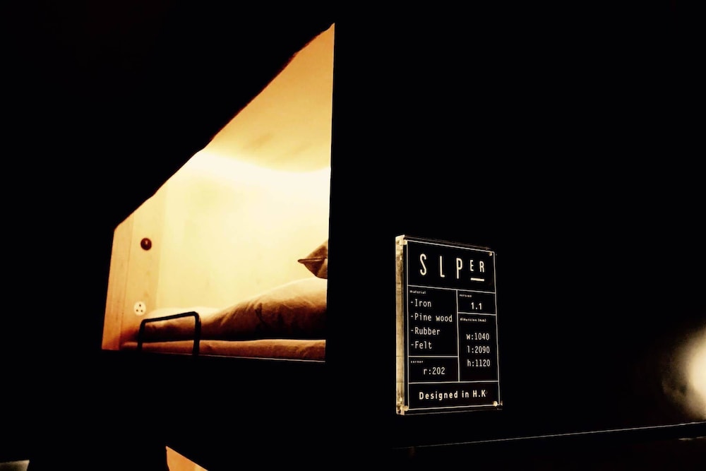 Sleeep - Capsule Hotel 12/24