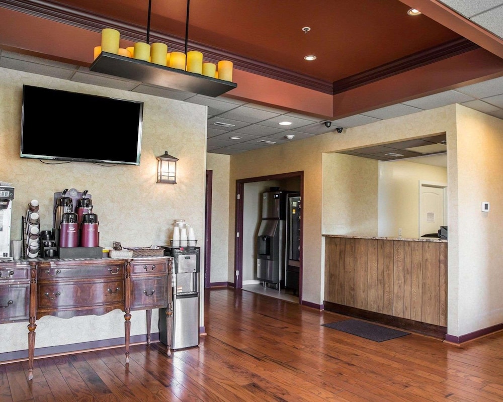 Island Inn and Suites, Ascend Hotel Collection 10/35