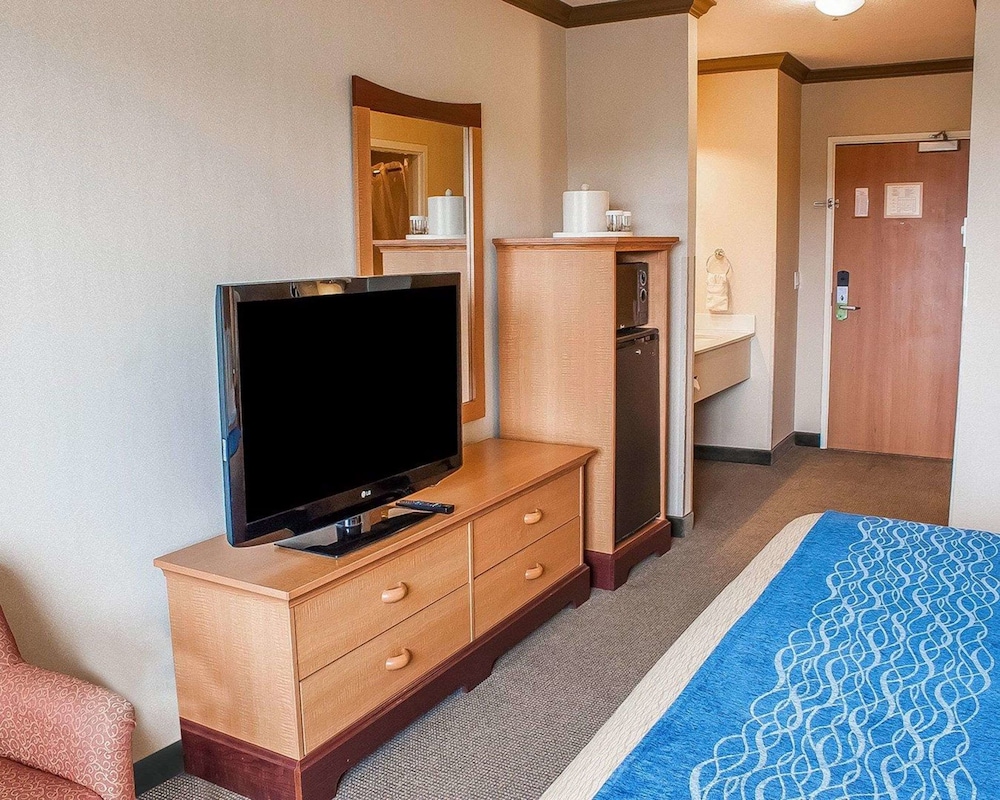 Comfort Inn and Suites Ocean Shores 31/34