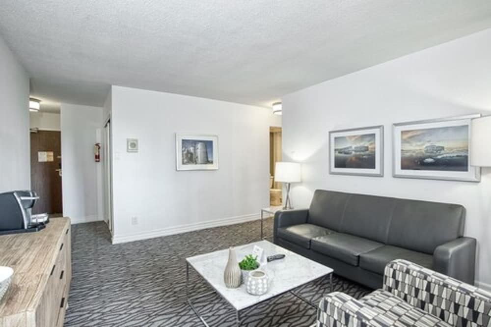 Town Inn Suites 25/44