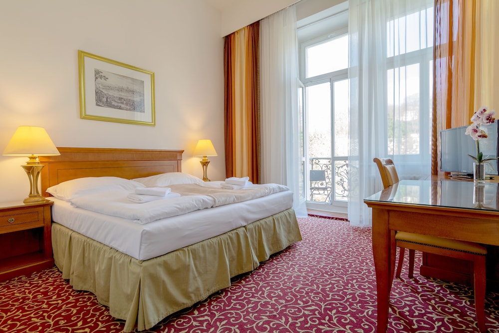 1 BEDROOM, PROMENADE, COMFORT, DOUBLE BED, CITY VIEW