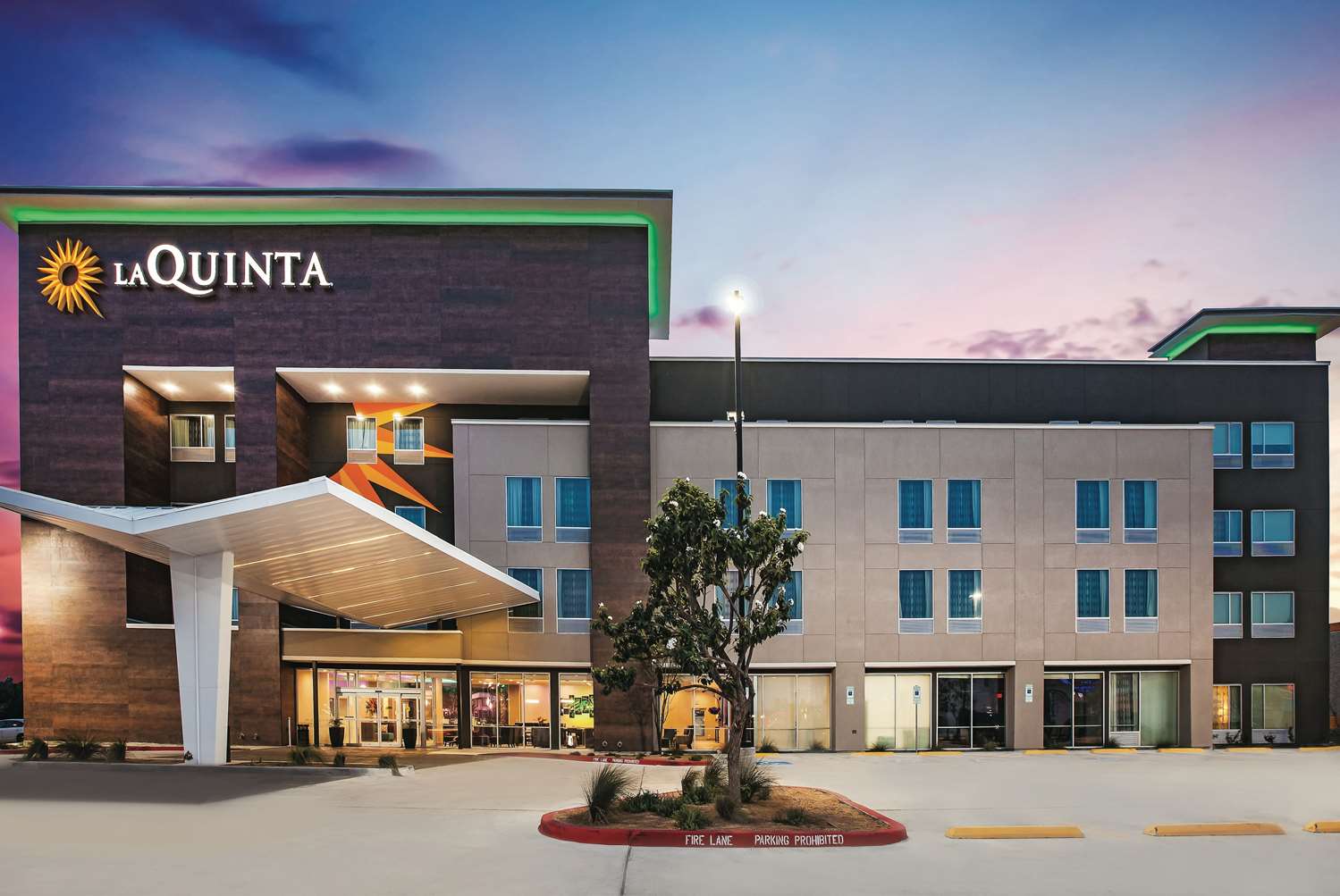 La Quinta Inn Suites By Wyndham Mcallen La Plaza Mall 2/62