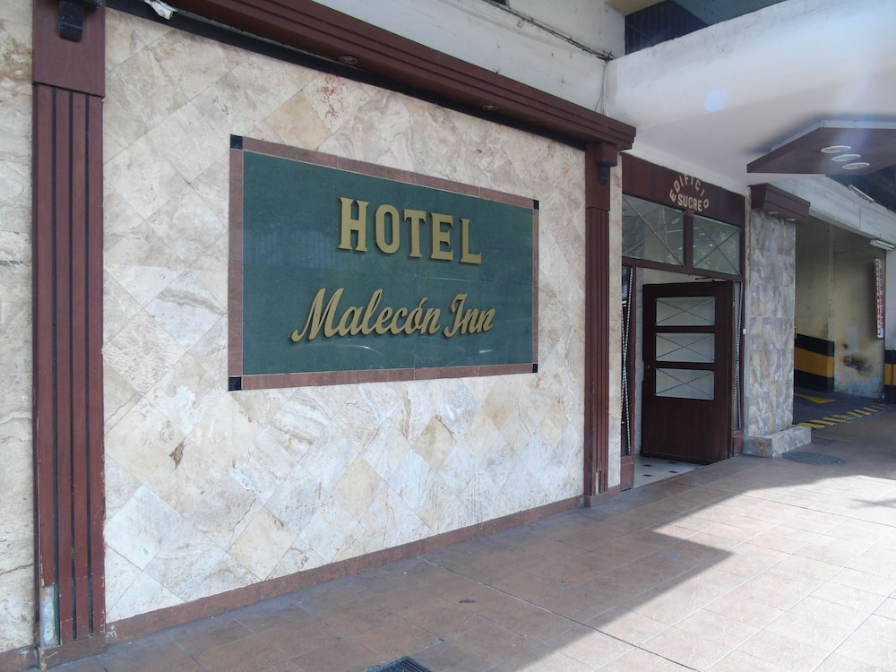Hotel Malecon Inn 39/67