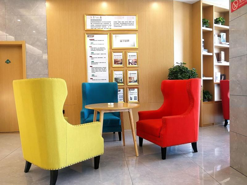 GreenTree Inn Tongling City ZonGYAng County Qishan Road People's Hospital 15/21