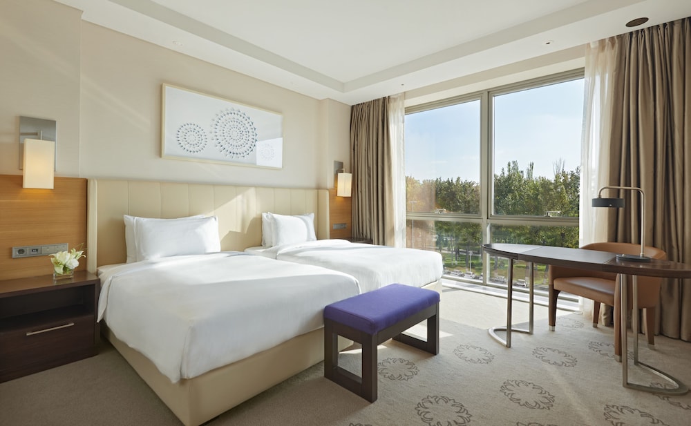 Hyatt Regency Tashkent 13/72