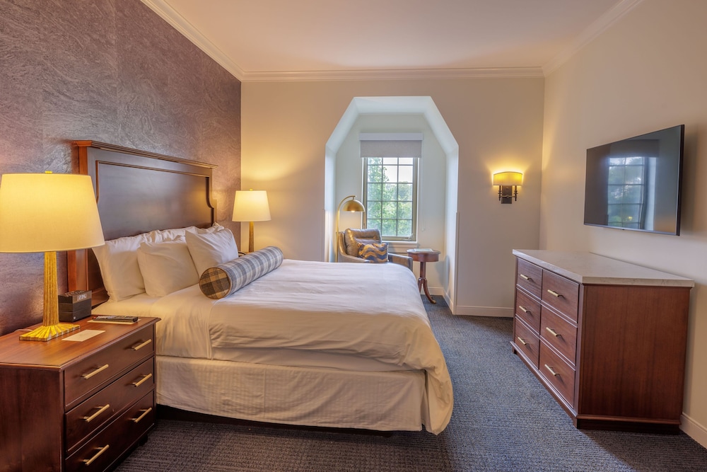 Executive, Suite, King Bed, Sofa