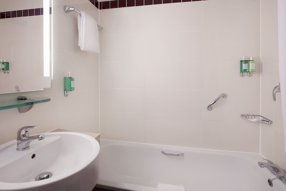 Leonardo Hotel London Watford 12/39