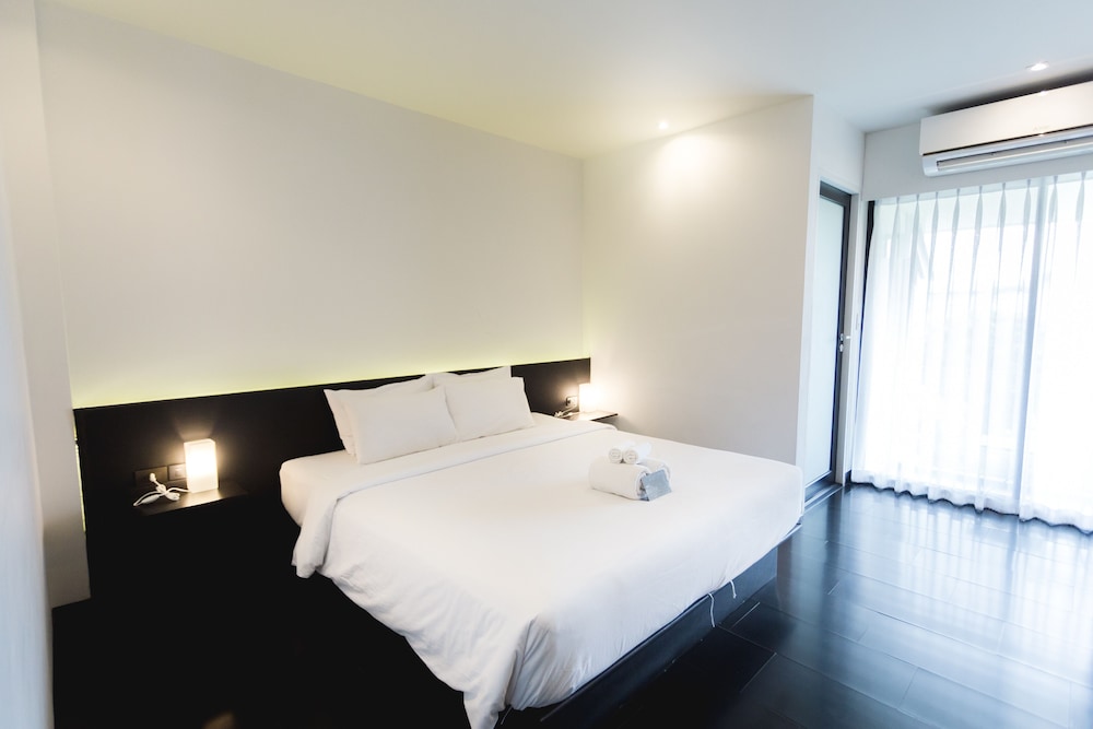 Isilver Hotel 13/63