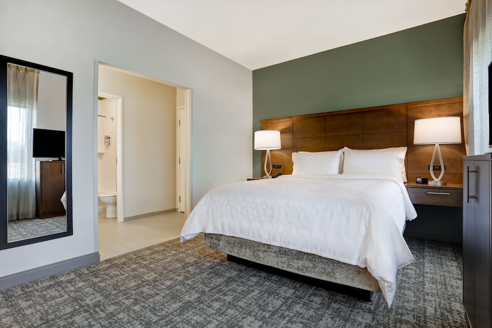 Studio, Suite, Kitchen