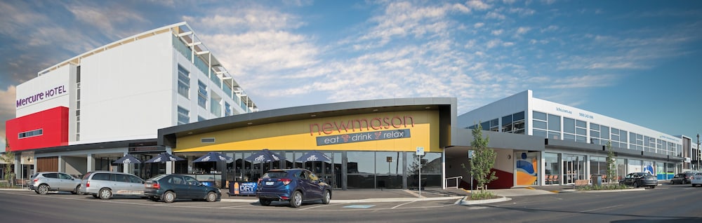 Mercure Warragul 63/67