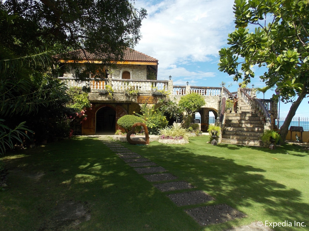 Baluarte De Argao Beach Resort 2/27