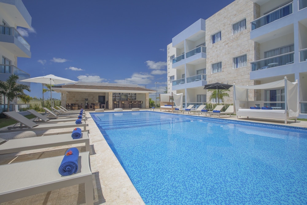 Whalaurban Punta Cana 3/56