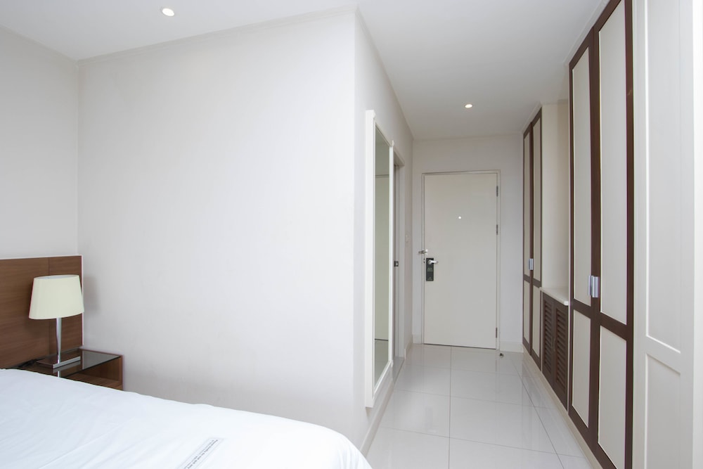 Thomson Hotel Huamark 19/50