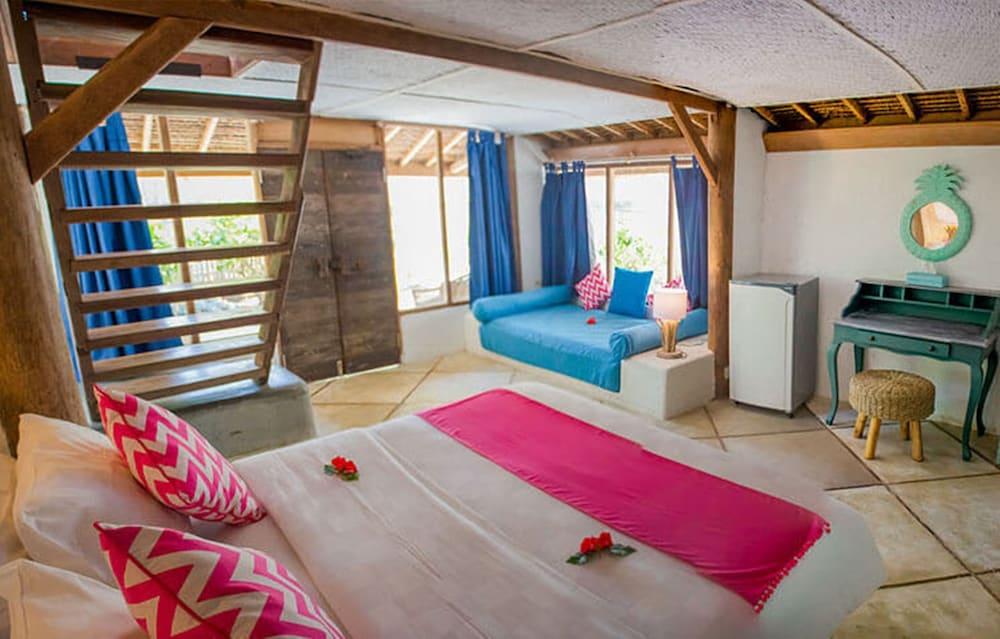 1 BEDROOM, SIGNATURE, SUITE, GARDEN VIEW, POOL SIDE