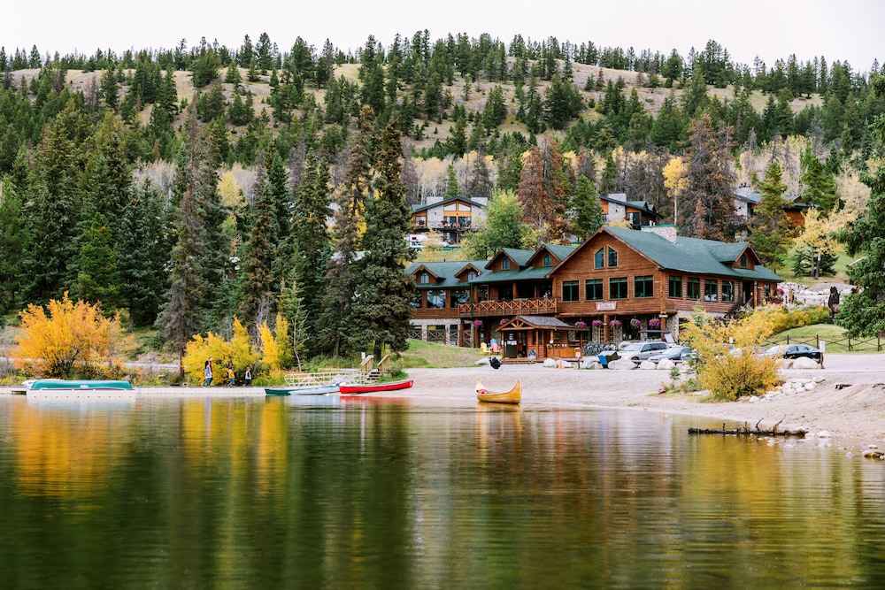 Pyramid Lake Resort 39/48