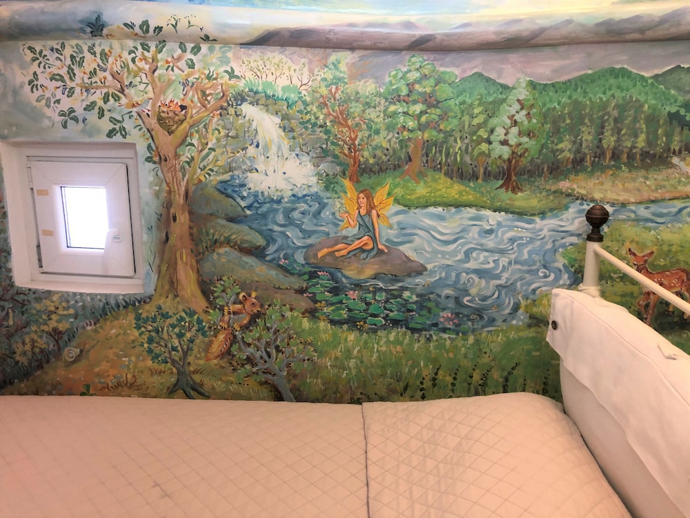 Flaskos Suites 43/50