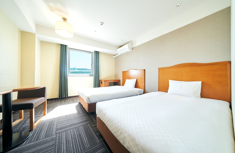 Kanku Izumiotsu Washington Hotel 5/59