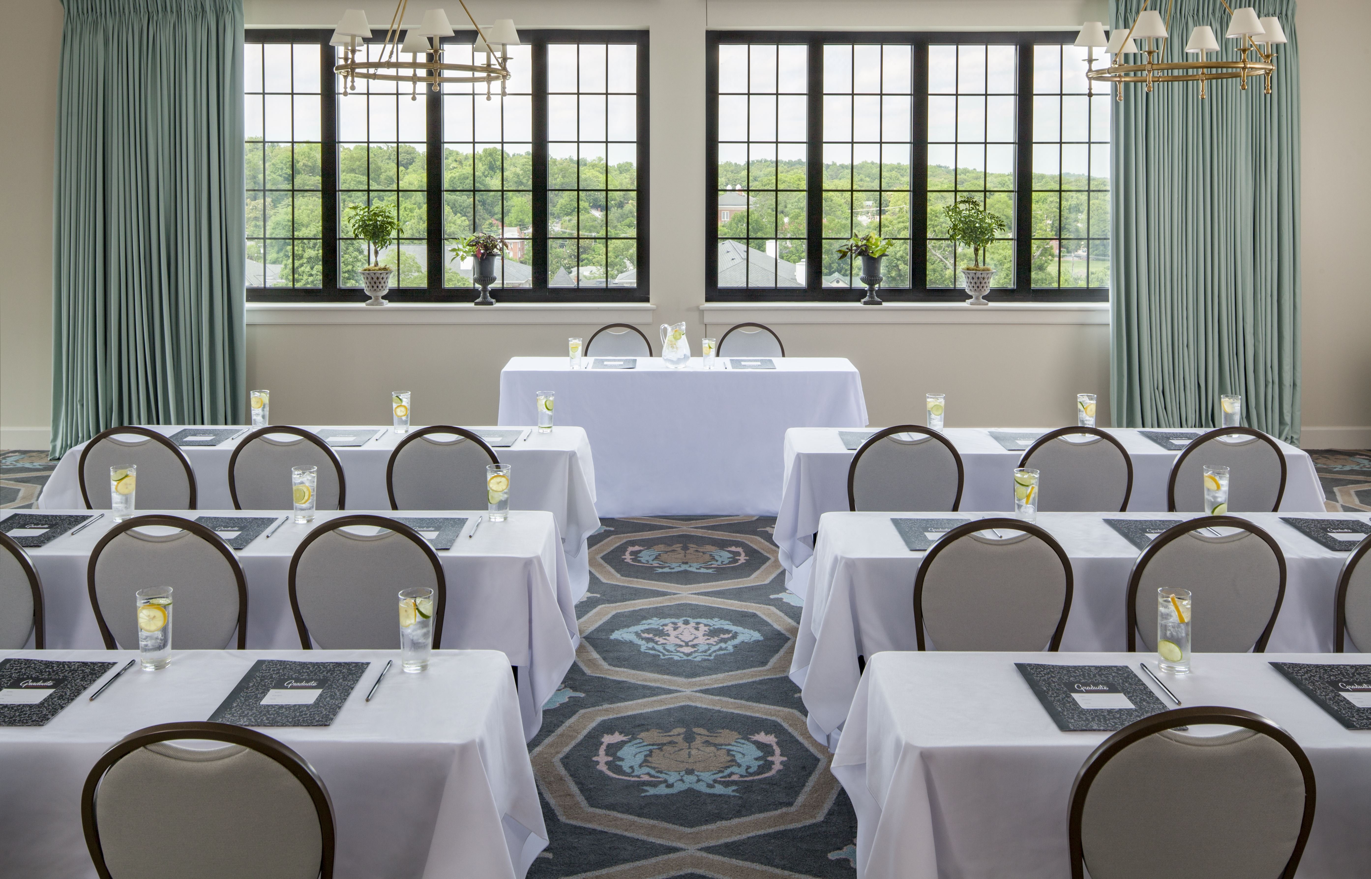 Graduate by Hilton Charlottesville 39/50