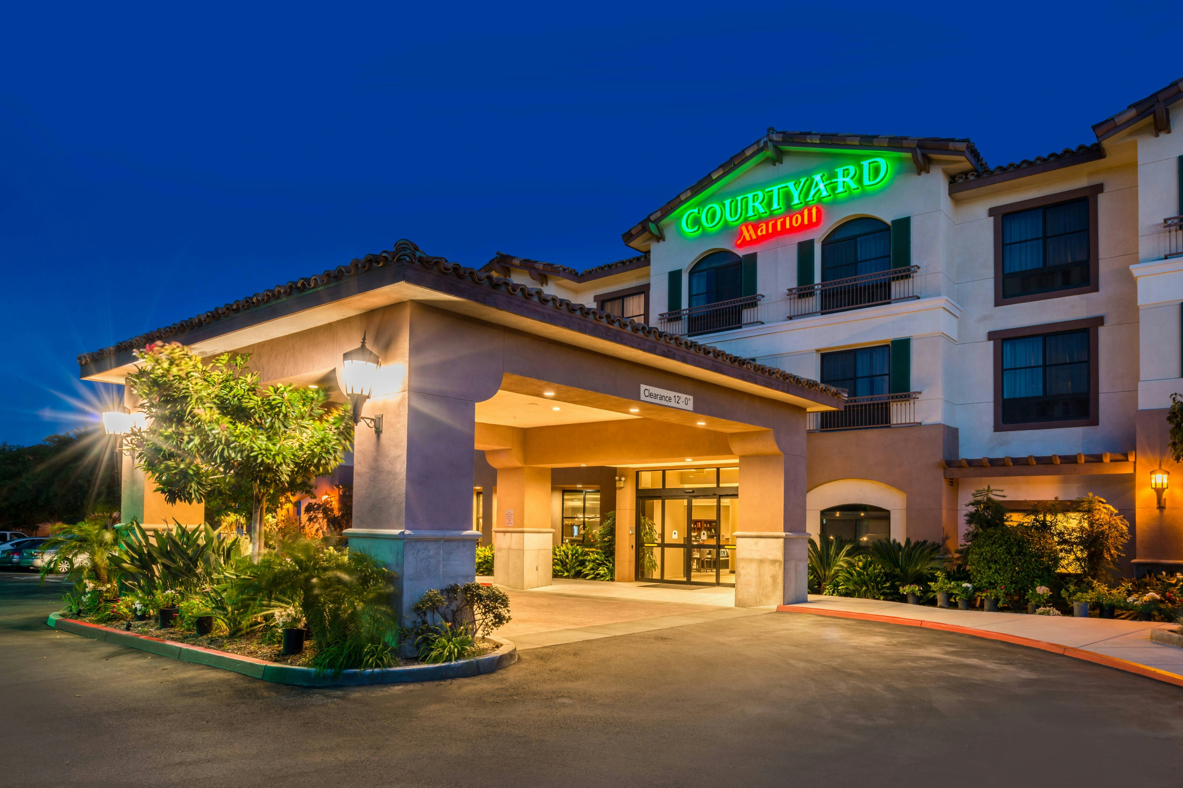 Courtyard Thousand Oaks Ventura County 1/14