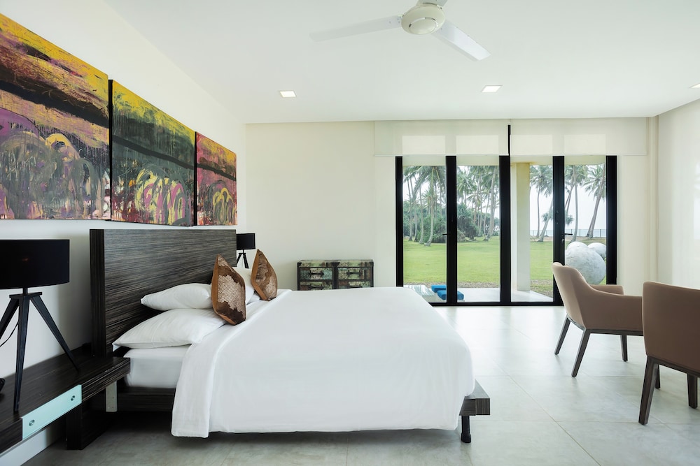 Green Turtle Villa 8/50