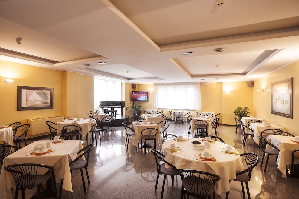 Hotel Del Riale 57/70