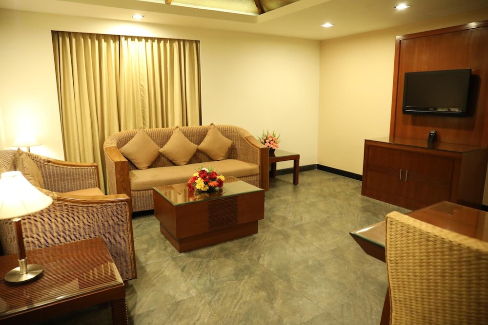 The Residency Karur 14/27