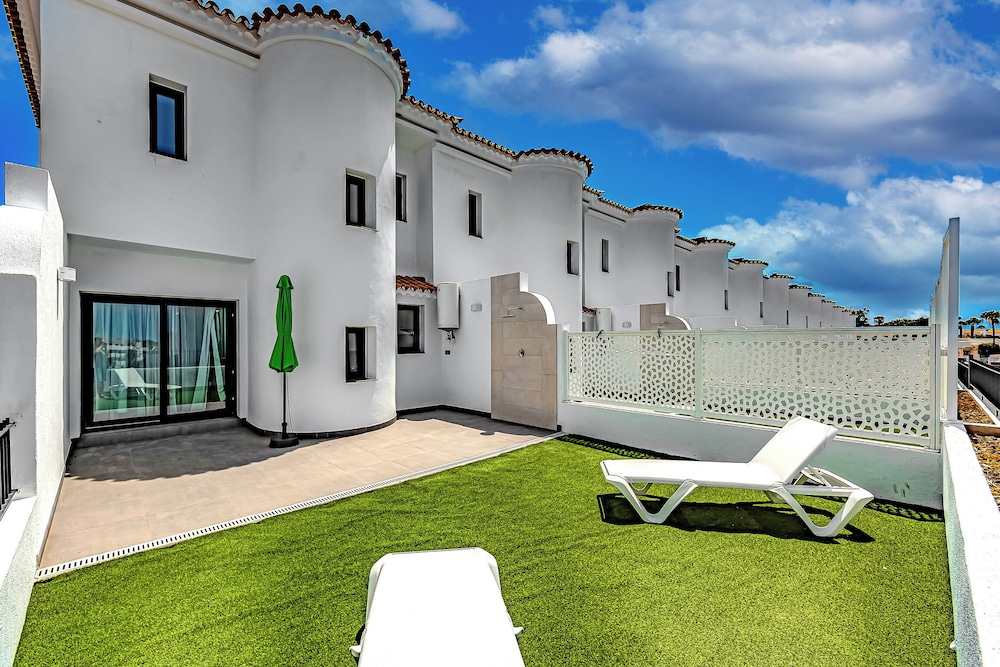 Ocean Boulevard Tenerife 40/50