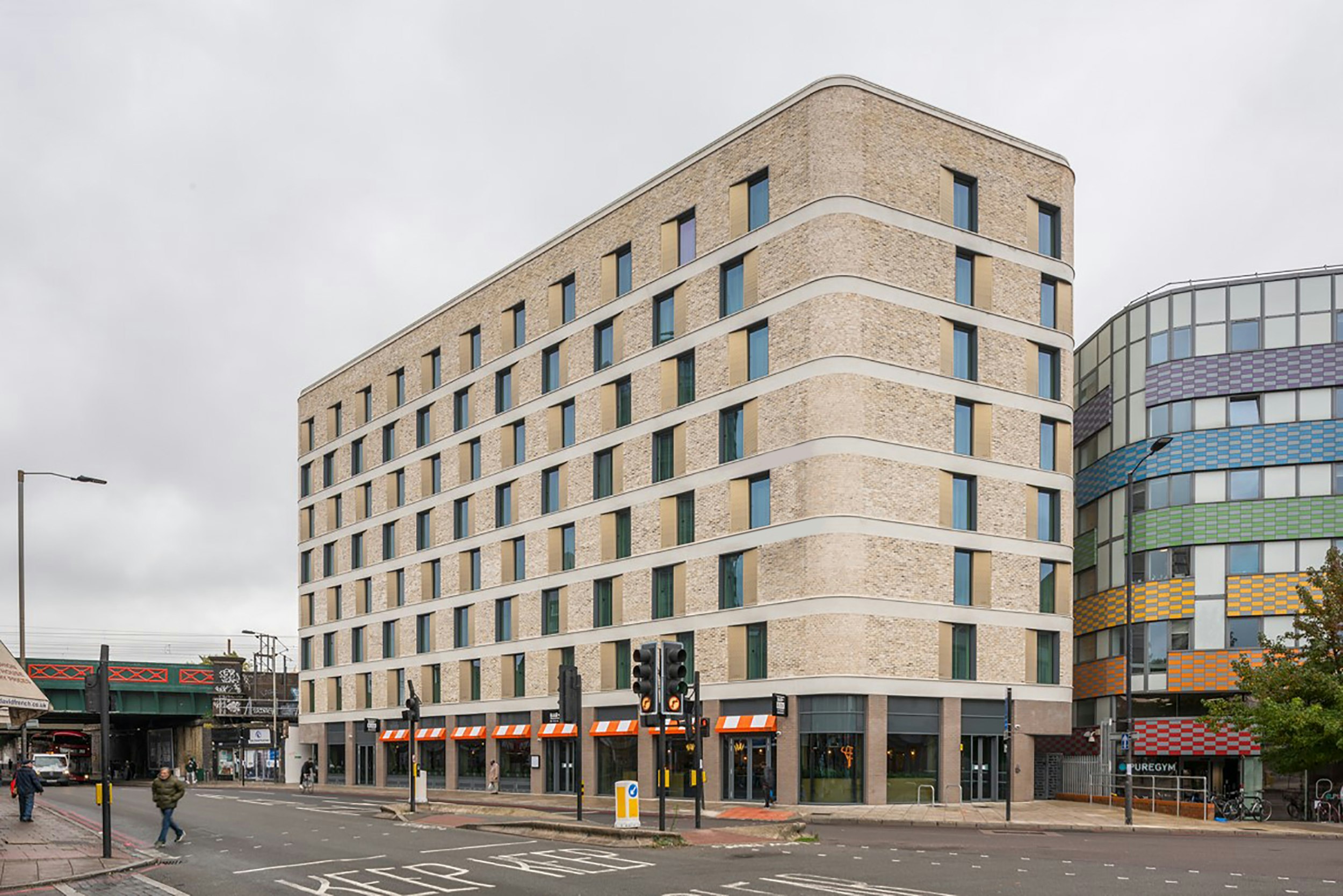 Maldron Hotel Finsbury Park 1/19