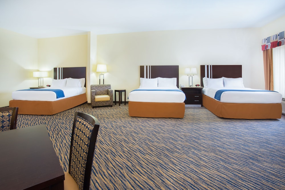 Holiday Inn Express Hotel And Suites Denver North Thornton 36/69