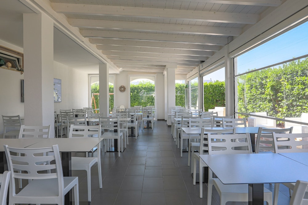 Donnosanto Hotel 26/50